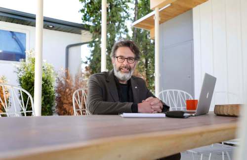 RUTH BONNEVILLE / WINNIPEG FREE PRESS
Shane Solomon, principal architect at Republic Architecture, says he felt lonely during the first few workdays of the COVID-19 lockdown.