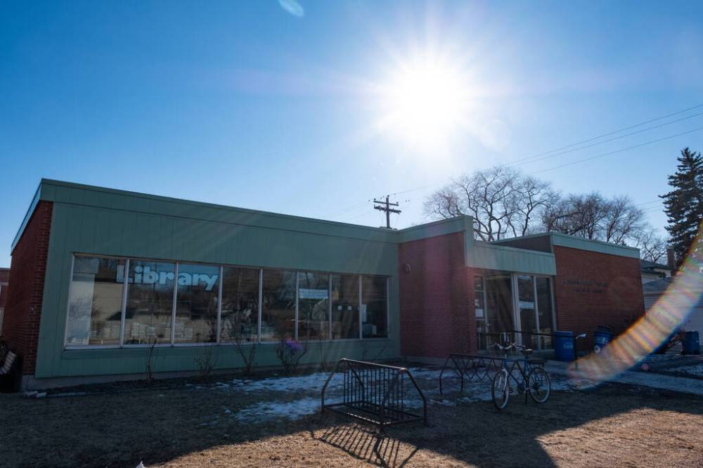 Daniel Crump / Winnipeg Free Press Files.
The River Heights Library on Corydon closed permanently in March.