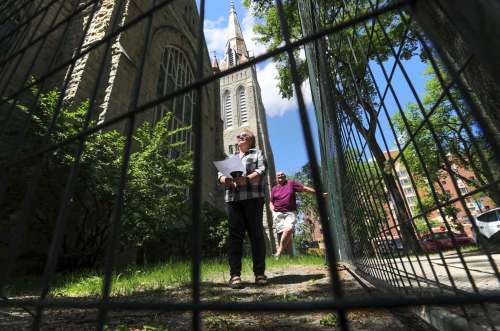RUTH BONNEVILLE / WINNIPEG FREE PRESS
Glynis Quinn, executive director of Oak Table, and Jeff Carter, chairman of the Augustine Centre board, expect new possibilities to follow renovations at the Osborne Village church.