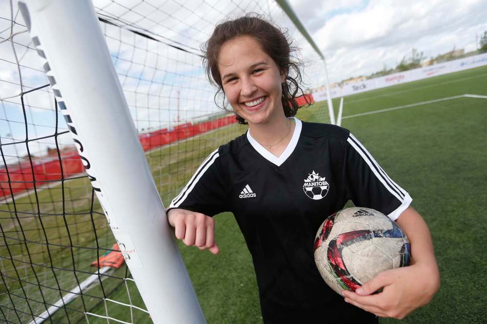 Emerson Kidd had to return to Winnipeg from Texas in March as the pandemic forced her school to close its dorms. (John Woods / Winnipeg Free Press files)