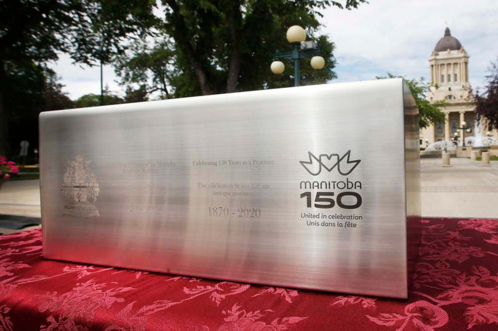 JOHN WOODS / WINNIPEG FREE PRESS
Manitoba 150 time capsule.
