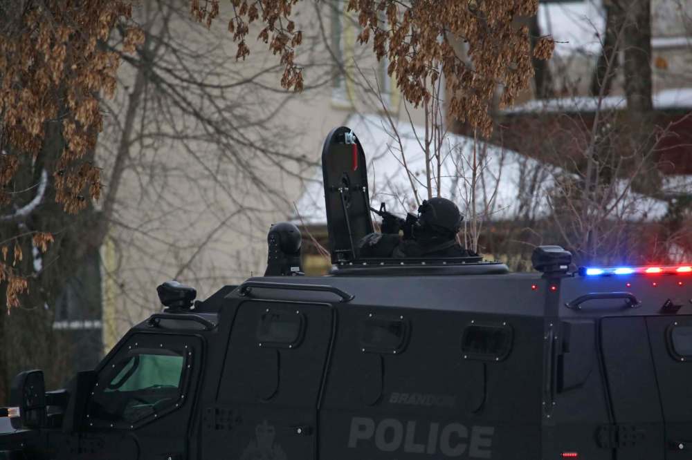 Matt Goerzen / Brandon Sun files
Brandon police use the armoured rescue vehicle to respond to an incident this year, one of five occasions when it was deployed.
