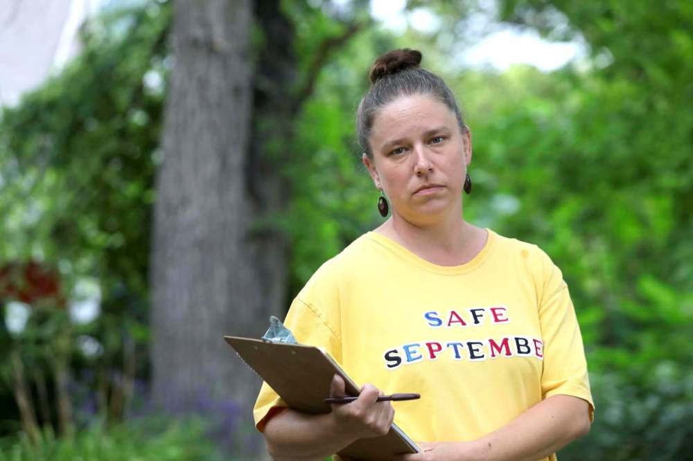RUTH BONNEVILLE / WINNIPEG FREE PRESS
Wolseley resident Melissa Bowman Wilson is considering taking her two children out of public school because she worries about their safety.