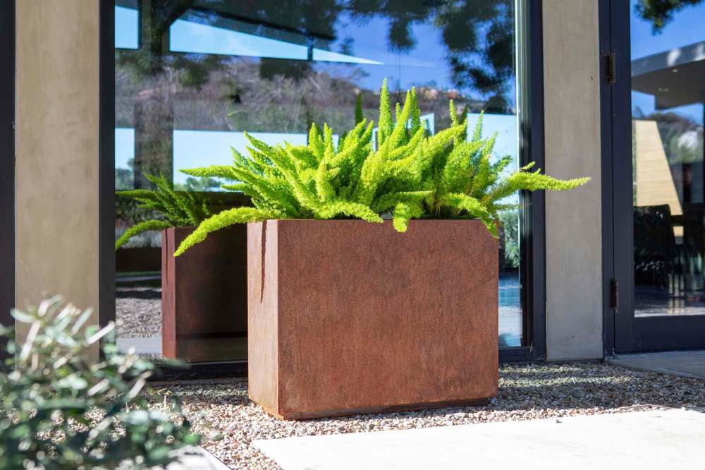 Photo courtesy Veradek
Suited to cold climates, Corten steel planters are frost and crack proof.