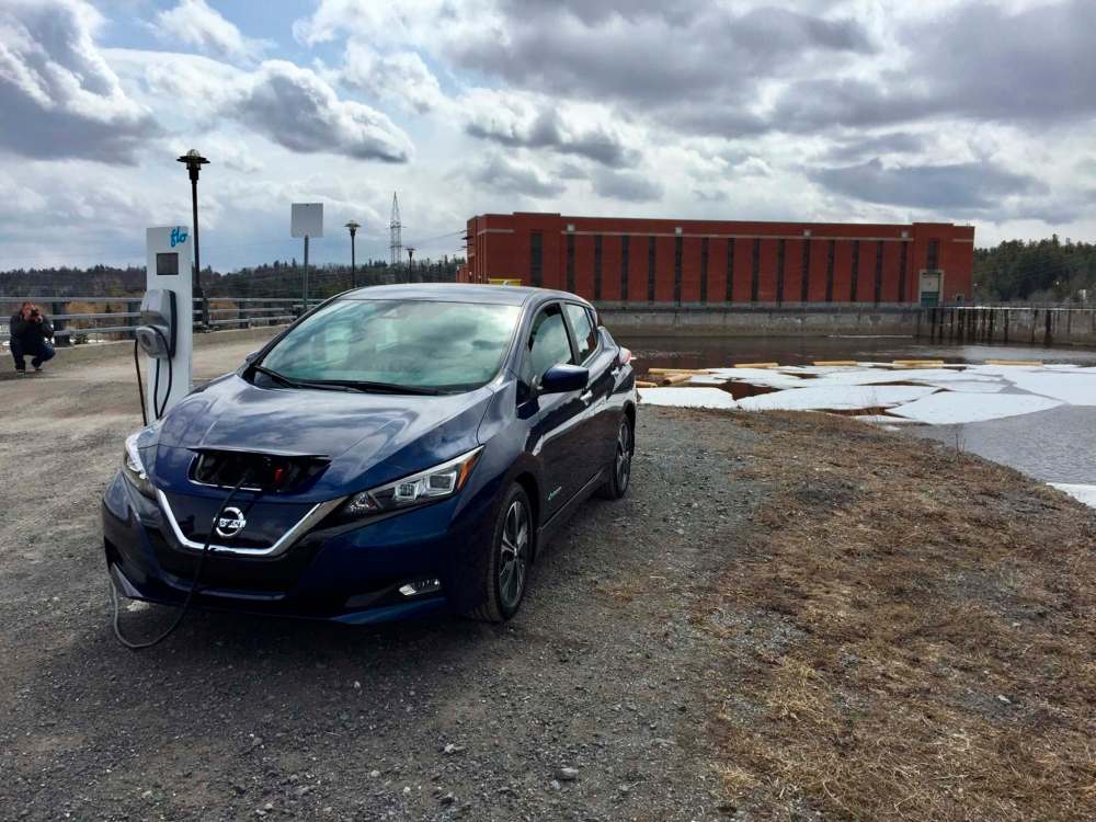 Kelly Taylor / Winnipeg Free Press
The Nissan Leaf starts at $44,298, offers up to 363 kilometres of range and can quick-charge to 80 per cent capacity in 60 minutes.