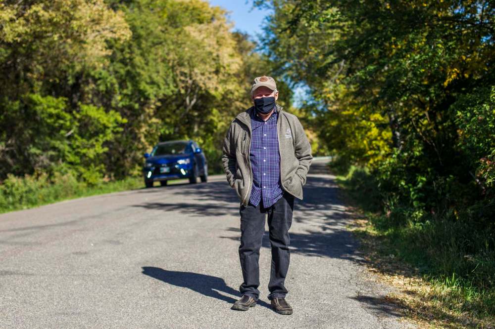 Riverview resident Tom Pearson wonders why the city would close a street seven days a week when people are at work or school. (Mikaela MacKenzie / Winnipeg Free Press)