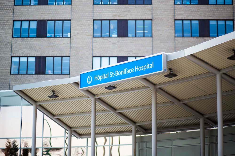 MIKAELA MACKENZIE / WINNIPEG FREE PRESS
On Oct. 29, Winnipeg’s St. Boniface Hospital announced it had exceeded its ICU capacity.