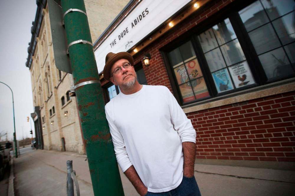 JOHN WOODS / WINNIPEG FREE PRESS files
To raise money for musicians, John Scoles, owner of the closed Times Change(d), has released a two-CD compilation of music from some of the bar’s regular performers.