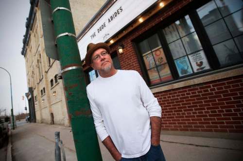 JOHN WOODS / WINNIPEG FREE PRESS files
To raise money for musicians, John Scoles, owner of the closed Times Change(d), has released a two-CD compilation of music from some of the bar&rsquo;s regular performers.