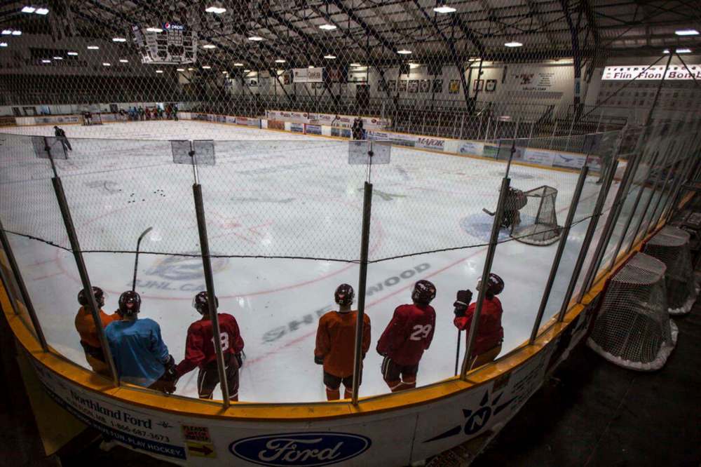 PHIL HOSSACK / WINNIPEG FREE PRESS FILES
The Flin Flon Bombers, who play out of the SJHL, have decided to take the rest of the year off while the other 11 teams in the league continue to practise and play.