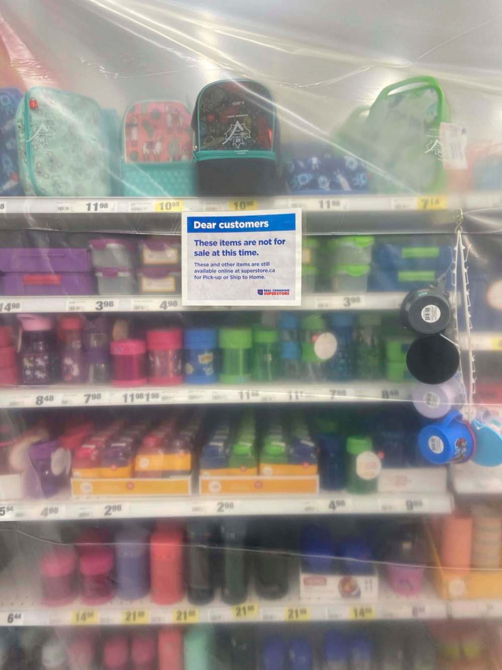 MALAK ABAS / WINNIPEG FREE PRESS
- store on virus essentials during COVID code red Superstore lunch kits / bottlesJanuary 18, 2021