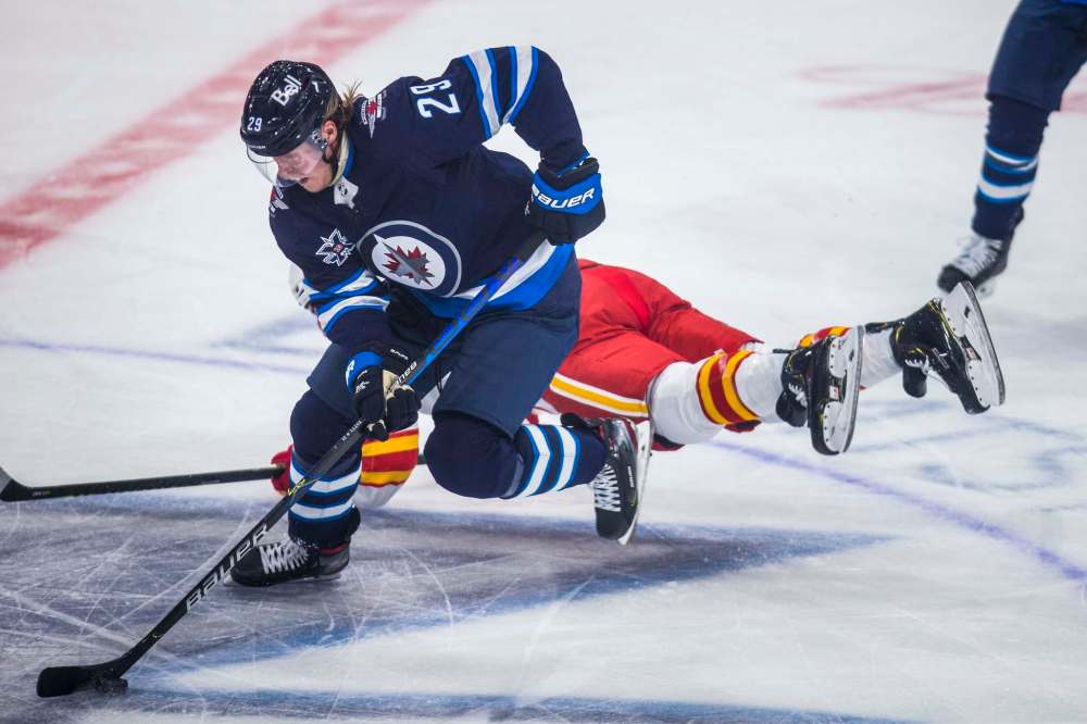 MIKAELA MACKENZIE / WINNIPEG FREE PRESS
Swapping places with Patrik Laine, Pierre-Luc Dubois says he isn't intimidated by the legacy the former Jets sniper leaves behind.