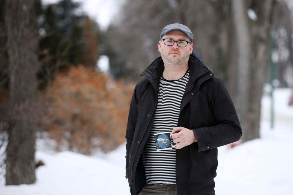JOHN WOODS / WINNIPEG FREE PRESS
Jonathan McPhail, an aspiring teacher, is an adult student and is applying to the U of W’s post-grad teacher program.