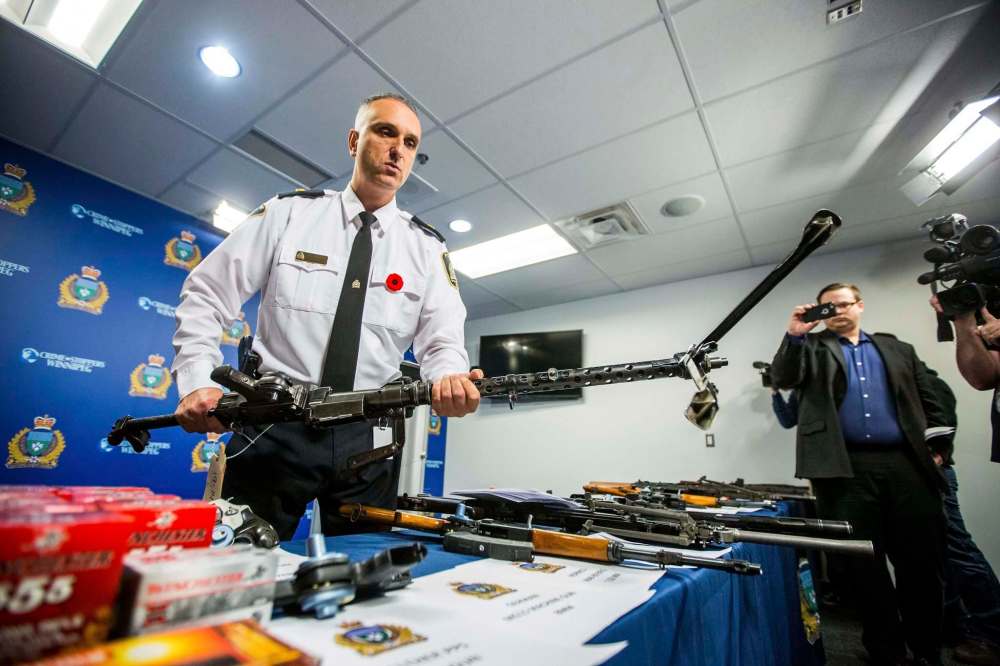 MIKAELA MACKENZIE / WINNIPEG FREE PRESS files
Inspector Max Waddell spoke to the media in October about a significant firearms investigation and seizure in Winnipeg.