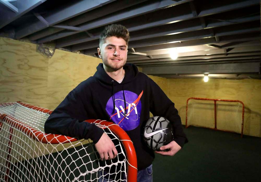 RUTH BONNEVILLE / WINNIPEG FREE PRESS FILES
Tyler Attardo made the most of his 2019 rookie campaign with Valour FC and hopes his performance in Cyprus will create an opportunity with Canada’s under-20 national team.