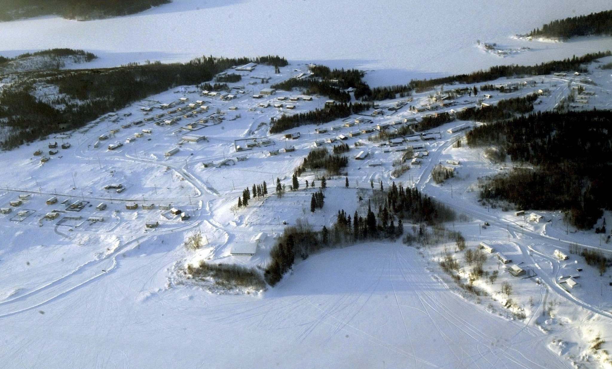 Soldiers sent to Pukatawagan amid COVID19 outbreak Winnipeg Free Press