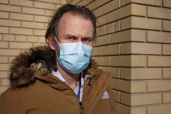 MIKE DEAL / WINNIPEG FREE PRESS FILESDr. Philippe Lagacé-Wiens says mandatory masks would likely be beneficial in the context of outdoor gatherings where people have a natural tendency to get closer instead of keeping their distance.