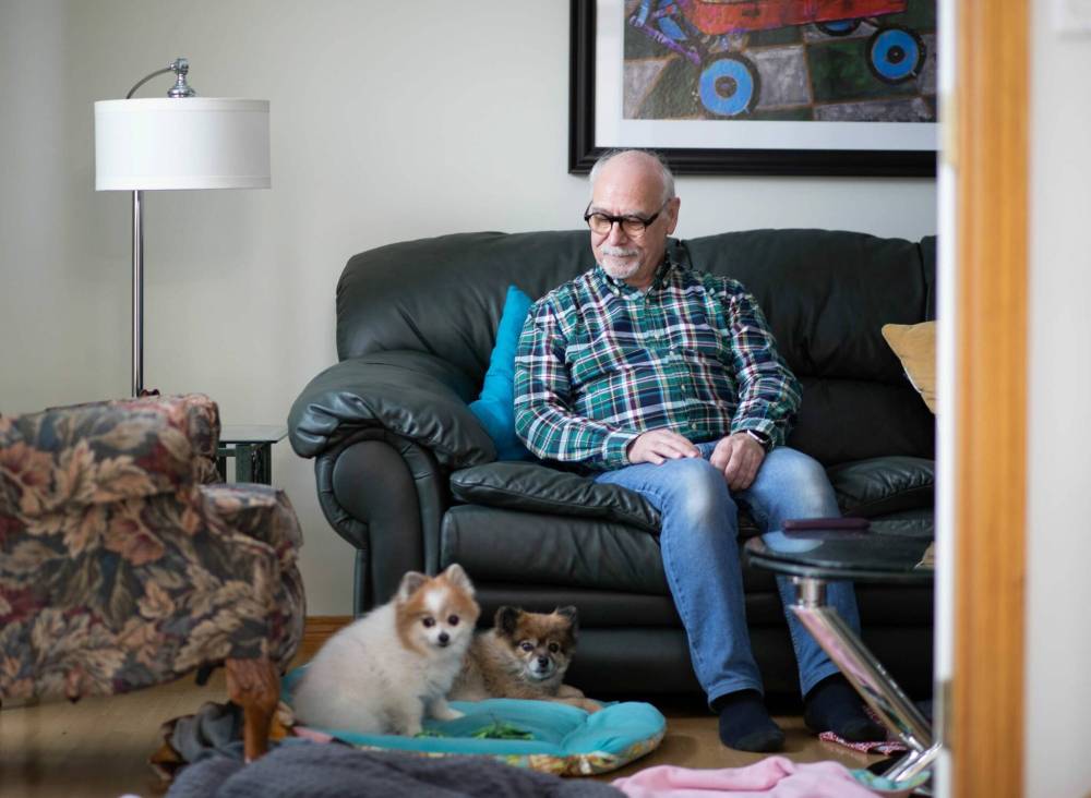JESSICA LEE / WINNIPEG FREE PRESS
“My independence has been severely impacted due to all these vision issues. I find walking, cooking, taking medication, navigating stairs and steps safely, are very difficult to me,” Anderson said.