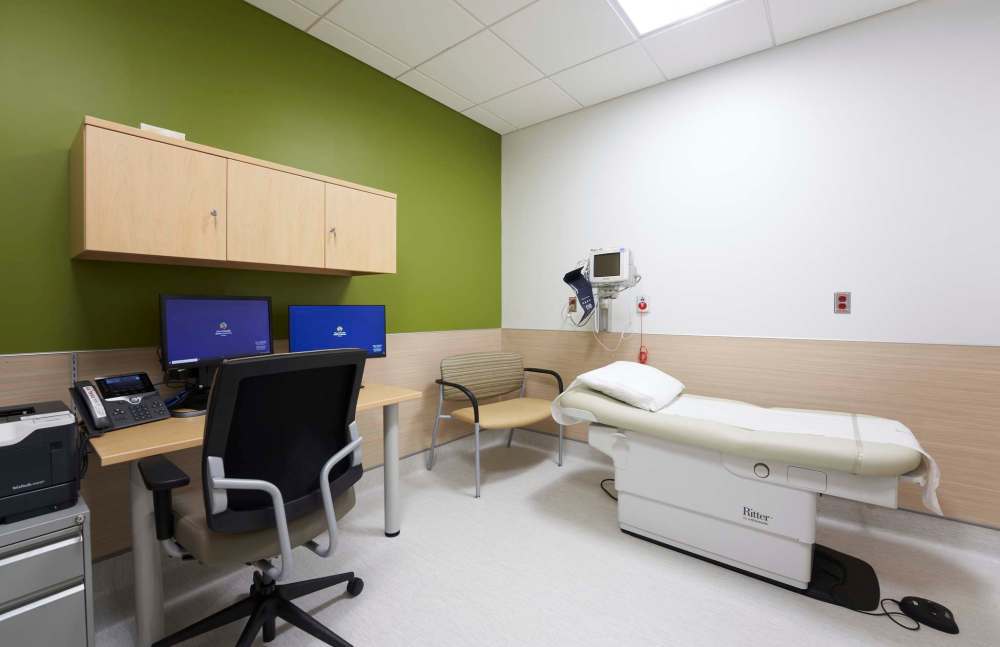 supplied
A clinic room at the HSC Transplant Wellness Centre.