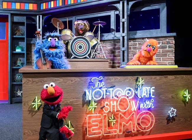 Muppet Elmo readies for his own starry HBO Max talk show – Winnipeg