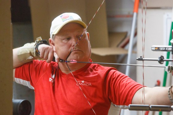 MIKE DEAL / WINNIPEG FREE PRESSWinnipeg para archer Rob Cox during his gold medal match against Mexico's Omar Echeverria in the Online Cup of the Americas held by World Archery.