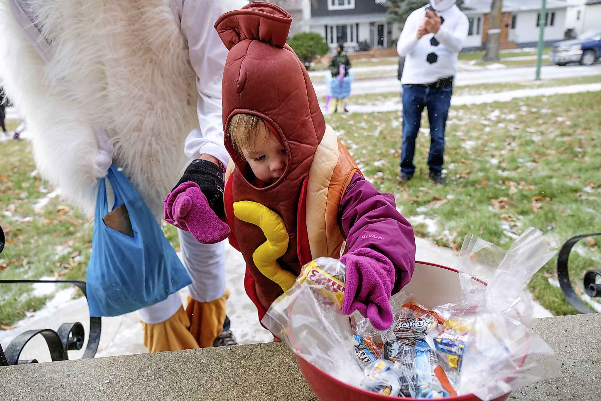 Kids, parents hoping Halloween remains a go Winnipeg Free Press