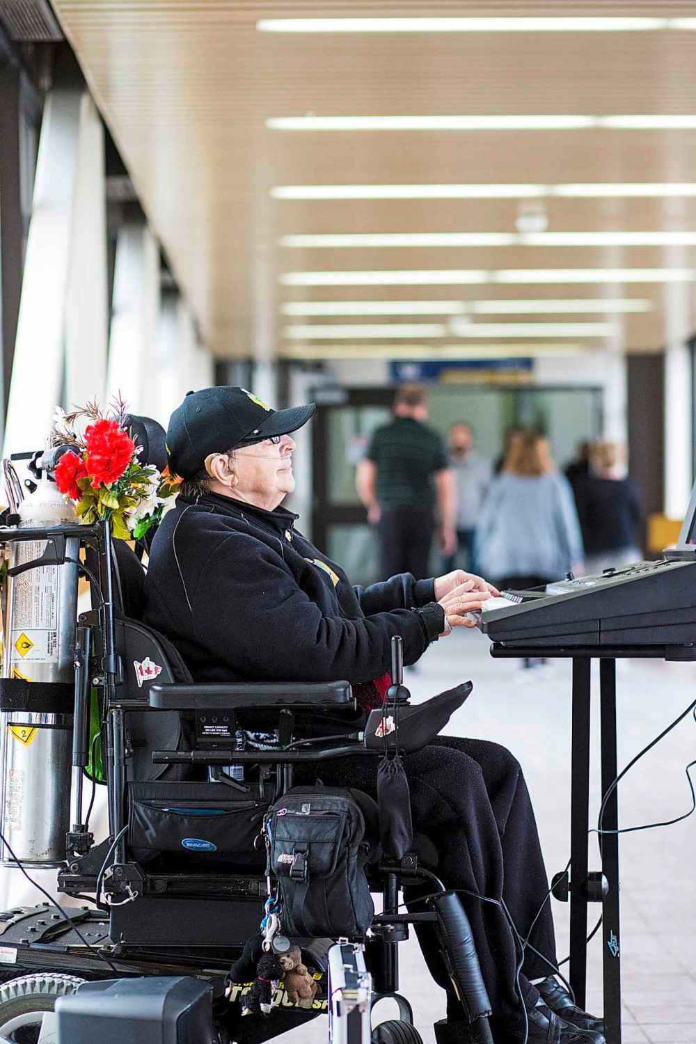 Yaremko’s repertoire is heavy on country, but she also plays classical, Ukrainian and polka tunes. (Mikaela MacKenzie / Winnipeg Free Press)