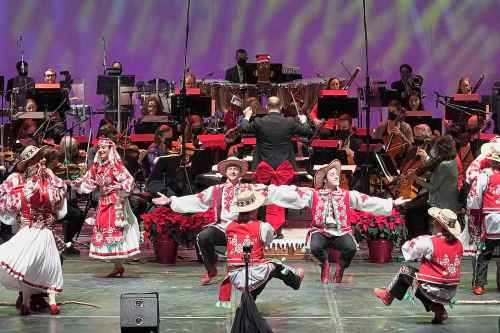 Sixteen members of Winnipeg’s world-renowned Rusalka Ukrainian Dance Ensemble its all-too-brief, albeit still dazzling performance of “Polissian Dance.” (Photo by Chronic Creative)