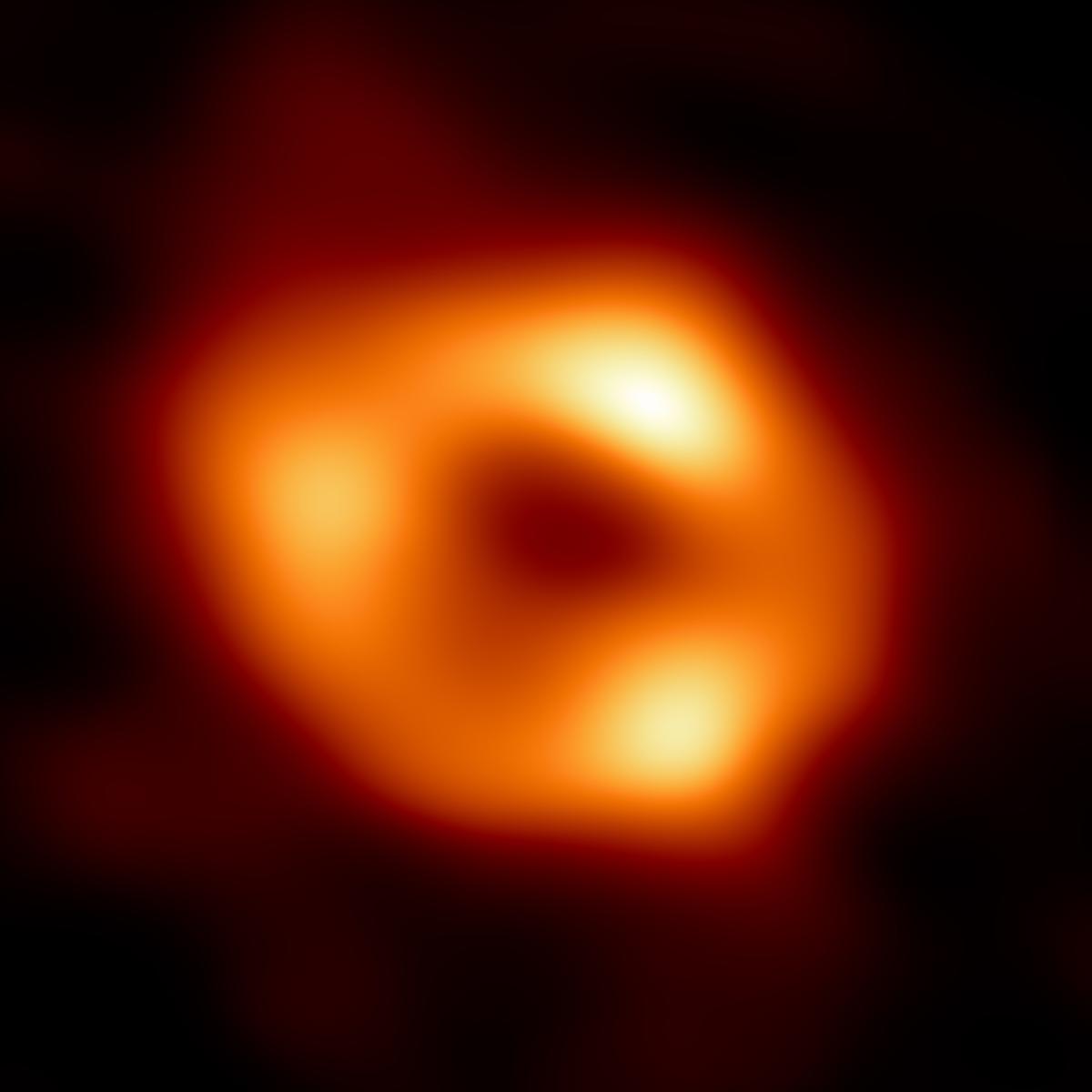 Why the new image of a supermassive black hole is an ‘extraordinary ...