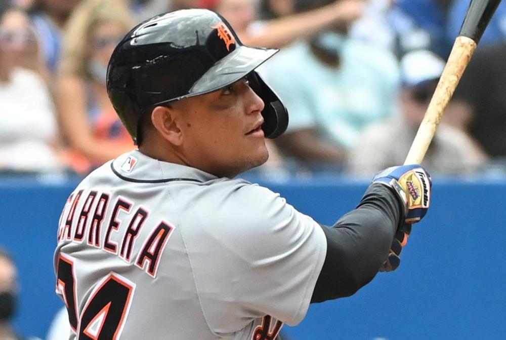 Jon Blacker - THE CANADIAN PRESS
The Tigers’ Miguel Cabrera, 0 for the weekend heading into Sunday’s sixth inning, goes opposite field for career home run No. 500.