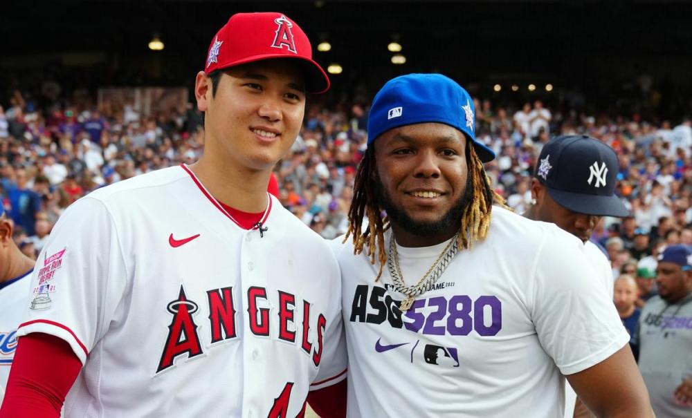 Daniel Shirey - GETTY IMAGES FILE PHOTO
Shohei Ohtani of the Los Angeles Angels and Vladimir Guerrero Jr. of the Toronto Blue Jays pose for a picture during the Home Run Derby at Coors Field last year.