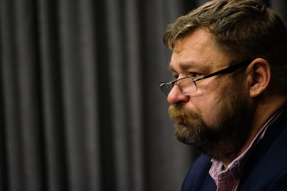 Daniel Crump / Winnipeg Free Press
According to Jason Chester, Revera's vice-president of long-term care operations for Western Canada, Maples Personal Care Home had 100 per cent of its assigned staffing during its Friday night shift.
According to Chester,