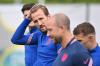 PAUL ELLIS - AFP via GETTY IMAGES
England's forward Harry Kane arrives with teammates to train for Sunday’s final.