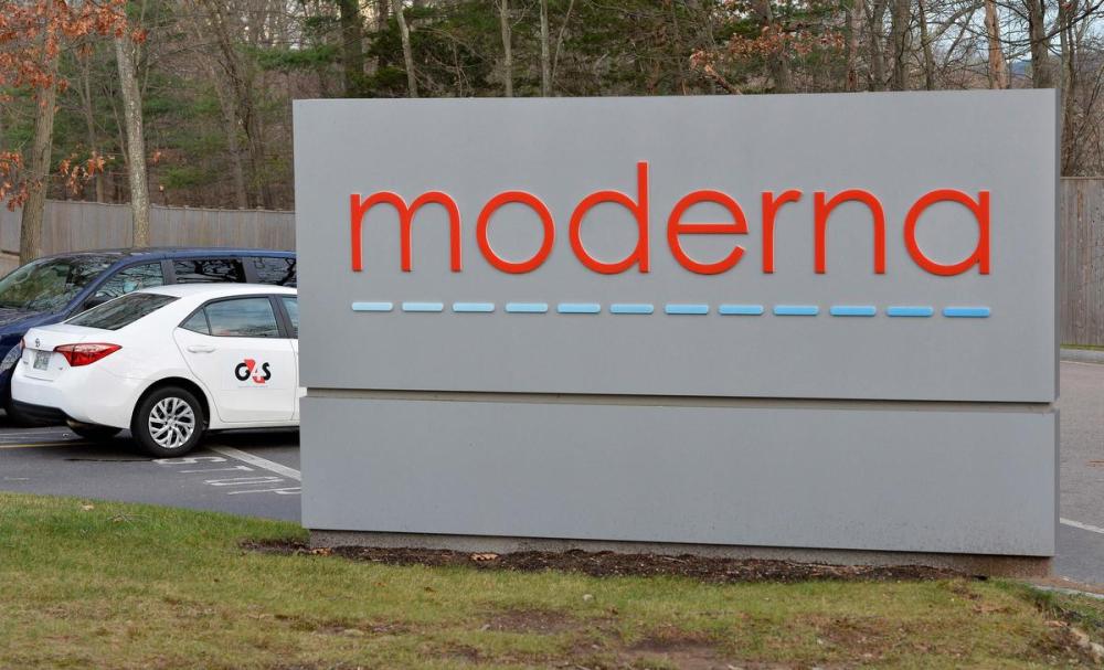 JOSEPH PREZIOSO - AFP via Getty Images
U.S.-based Moderna will begin testing an HIV vaccine using the same mRNA technology applied in their COVID-19 shots.