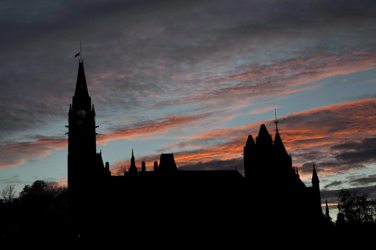 Quebec Removed A Teacher From Class Over Her Hijab MPs Are Trying To 