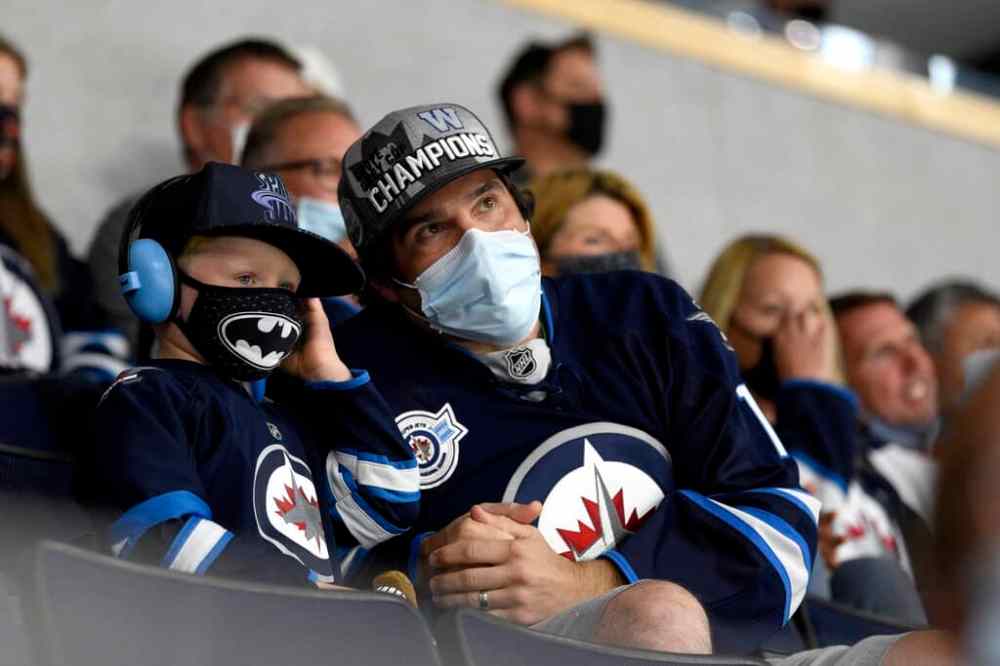 THE CANADIAN PRESS FILES/Fred Greenslade
Winnipeg Jets' season ticket holders are being offered their regular seats for two of the four games on Dec. 27, Dec. 28, Dec. 29 and Jan. 10.