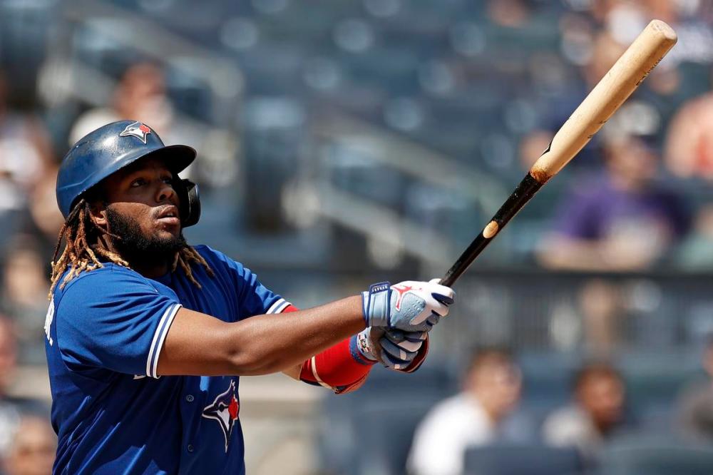 Adam Hunger - The Associated Press
Vladimir Guerrero Jr. hit his 40th home run of the season Monday while extending his hitting streak to 14 games.