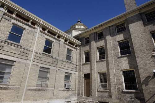 KEN GIGLIOTTI / WINNIPEG FREE PRESS
This historically significant, 132-year-old site is not protected by a heritage designation.