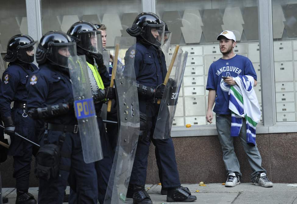 Hockey fans riot after game 7 of the Stanley Cup finals between the Canucks and the Boston Bruins in Vancouver, BC Wednesday, June 15, 2011. (Photo by Jason Payne/ PNG)