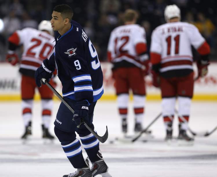 TREVOR HAGAN / WINNIPEG FREE PRESS
Winnipeg Jets' Evander Kane (9) looks for the puck during warmup as the Jets' prepare to face the Carolina Hurricanes at MTS Centre in Winnipeg, Saturday.
