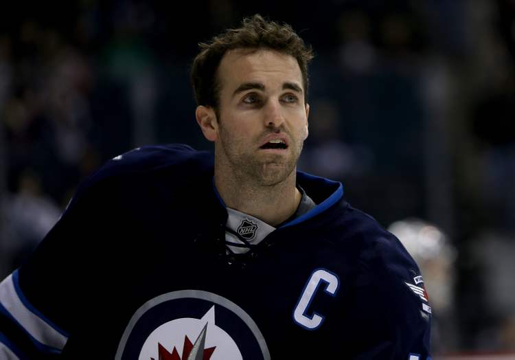TREVOR HAGAN / WINNIPEG FREE PRESS
Winnipeg Jets' Andrew Ladd (16) during warmup as the Jets prepare to face the Philadelphia Flyers at MTS Centre in Winnipeg, Saturday.