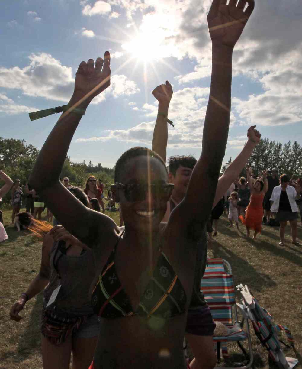 Joe Bryksa / Winnipeg Free Press
Towela Makanta has some fun dancing at the Winnipeg Folk Festival Main Stage Friday night.