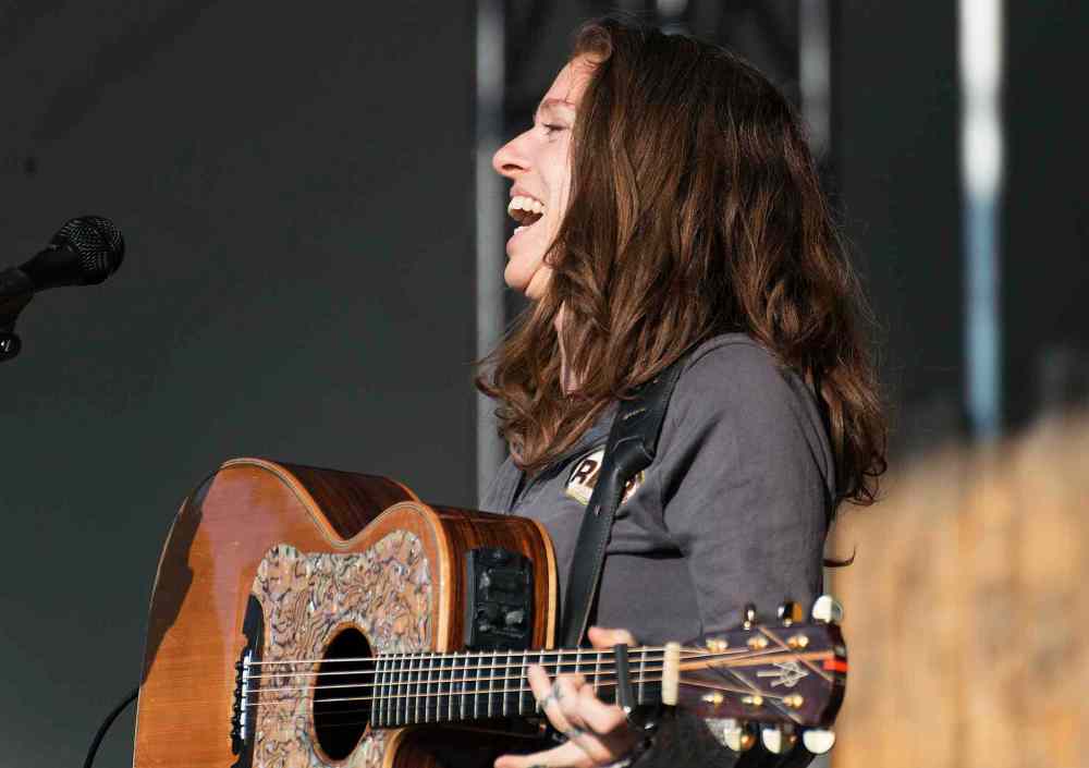 Sarah Taylor / Winnipeg Free Press
Ani DiFranco, who received the Winnipeg Folk Festival's Artistic Achievement Award in 2013, performs again at Folk Fest Saturday evening.