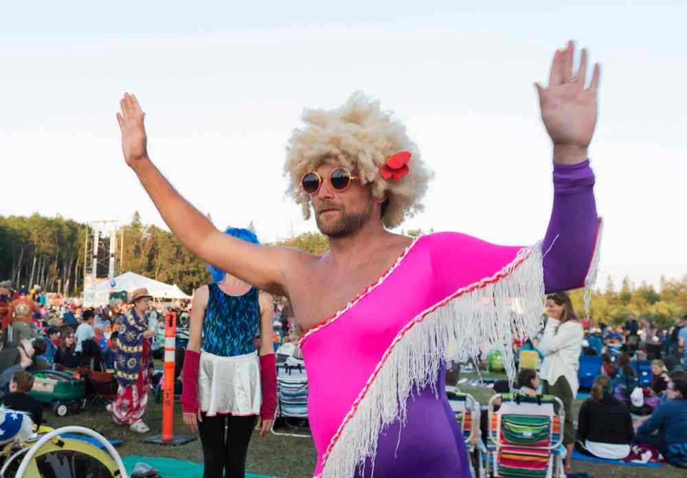 Sarah Taylor / Winnipeg Free Press
Noodle Cartwright got all dressed up for Folk Fest Saturday night.