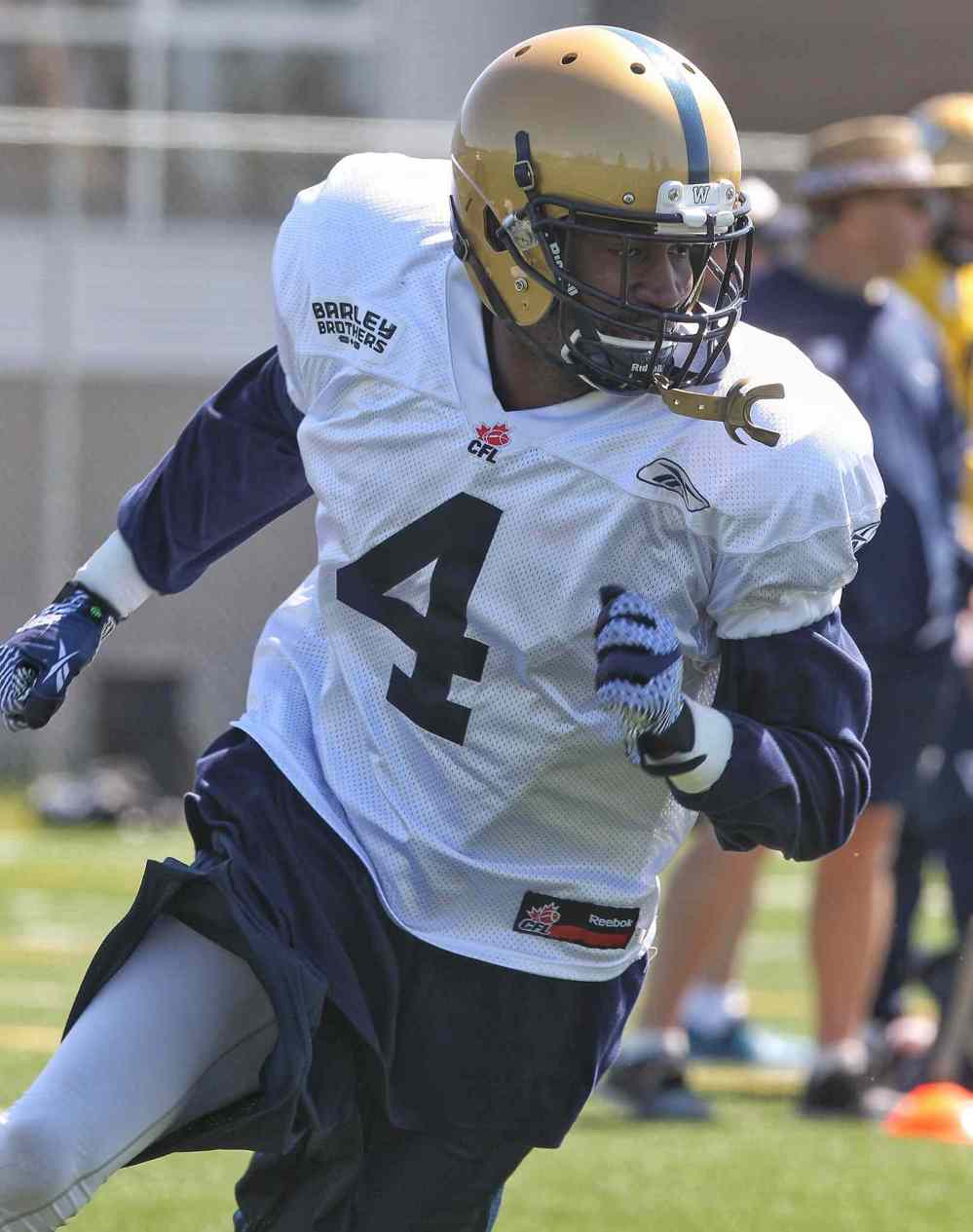 Mike Deal / Winnipeg Free Press
Darvin Adams (4) during the first day of the Winnipeg Blue Bombers training camp Sunday. 150531 May 31, 2015 Mike Deal / Winnipeg Free Press