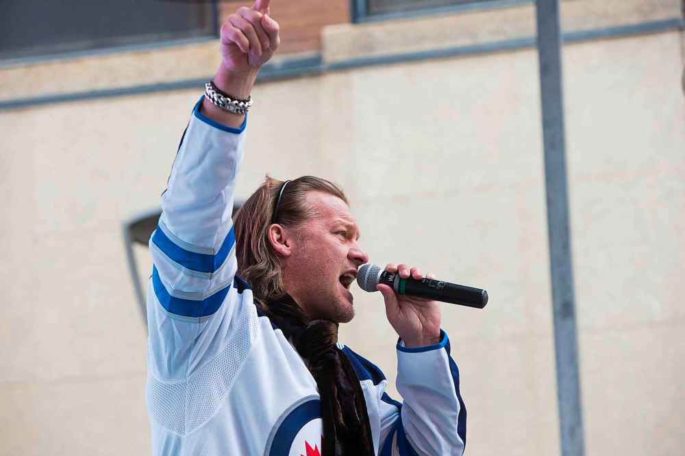 MIKAELA MACKENZIE / WINNIPEG FREE PRESS
Chris Jericho makes a special appearance at the Jets whiteout party.