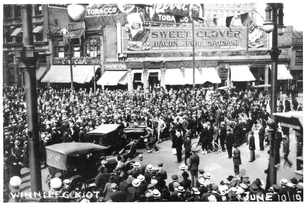Winnipeg Free Press Archives
1919 Strike, June 10
Crowd gathers at Portage Avenue and Main Street.