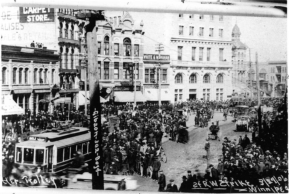 Winnipeg Free Press Archives
1919 strike
Main Street outside The Bijou Theatre with City Hall off to the right.