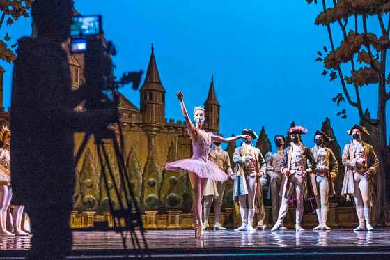 The Royal Winnipeg Ballet does a filmed rehearsal of Sleeping Beauty, which will be released digitally. (Mikaela MacKenzie / Winnipeg Free Press)