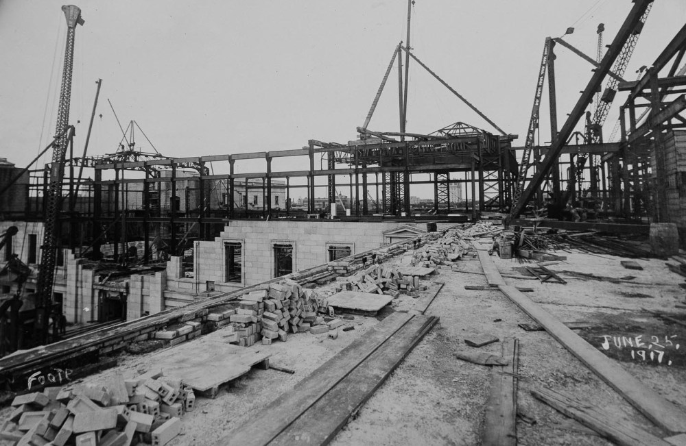 Interior construction in June 1917 (Archives of Manitoba).